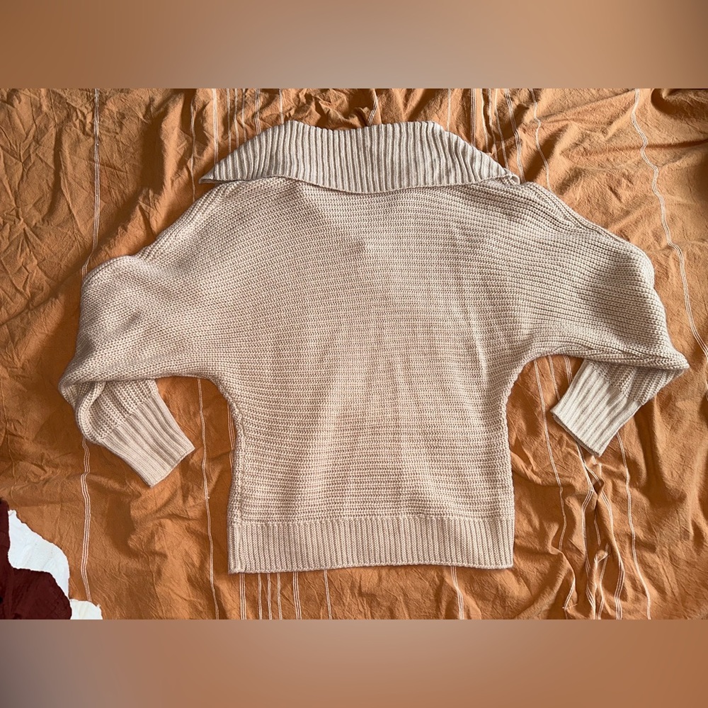 Collared sweater - Picture 2 of 3